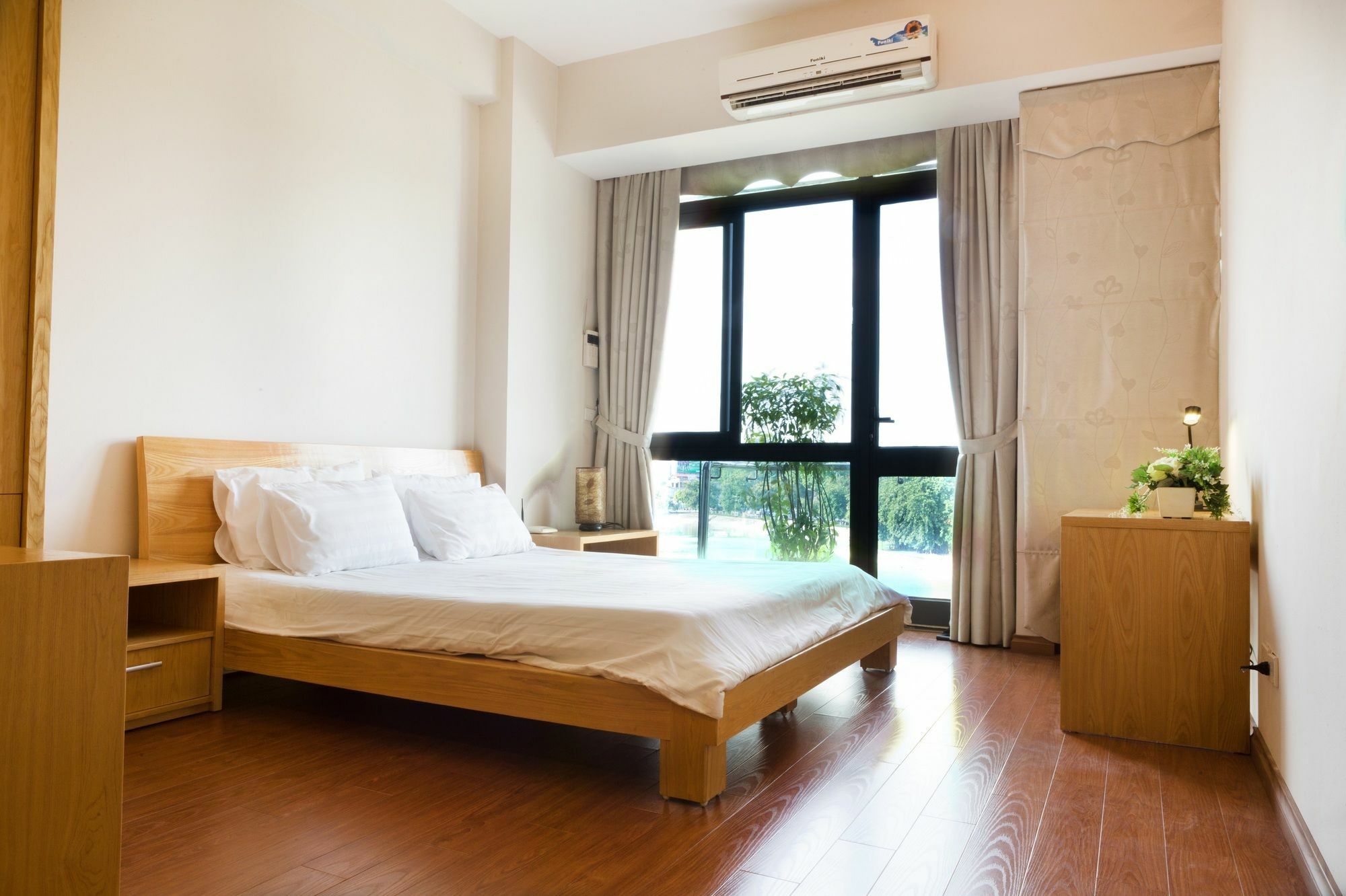 Lake House Studio Hanoi Buitenkant foto
